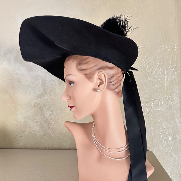 SUMPTUOUS 1940\'s BLACK WIDE BRIM HAT + BLACK/IVORY TRIM,  FEATHERS  & STREAMERS main image 8